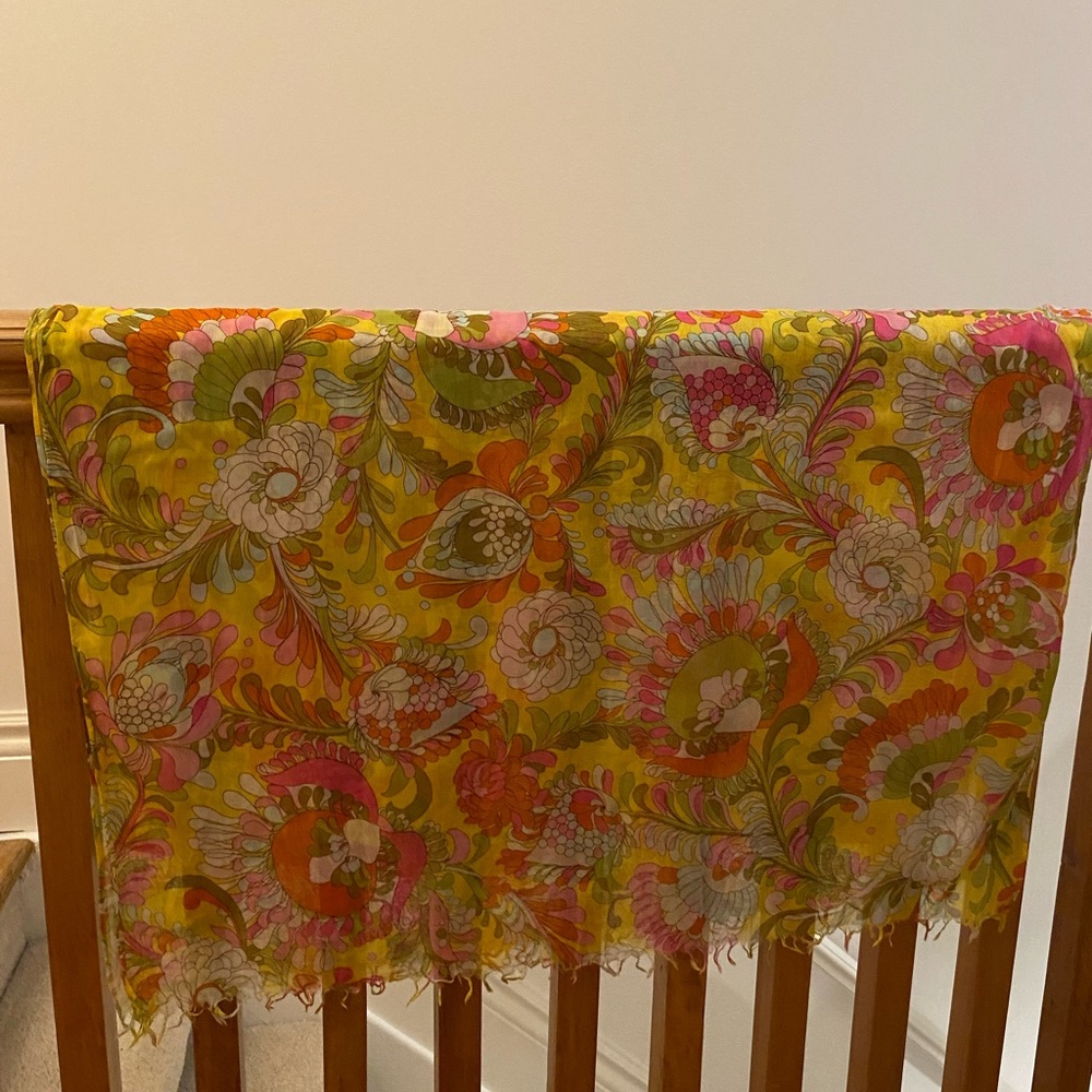 Kate Spade wrap - Picture 2 of 4